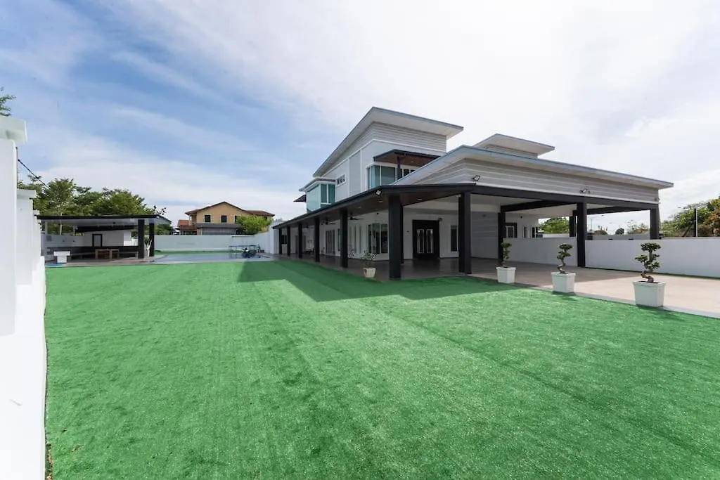 Cloclo Villa - Truly Cuti-Cuti Melaka 0*, Malacca Malaysia