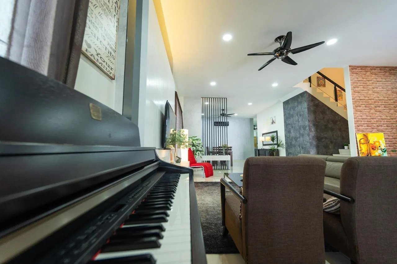 Cloclo Villa - Truly Cuti-Cuti Melaka